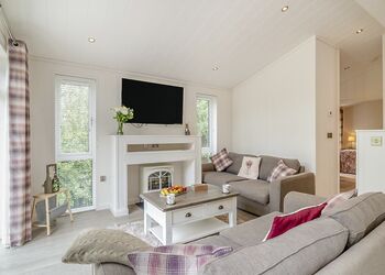 Rabbits Warren Lodge - Henfields Country Retreat, Cannington