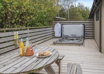 Stoat Lodge - Henfields Country Retreat, Cannington