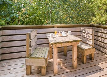 Roe Deer Lodge - Henfields Country Retreat, Cannington