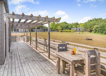 Hedgehog Lodge - Henfields Country Retreat, Cannington