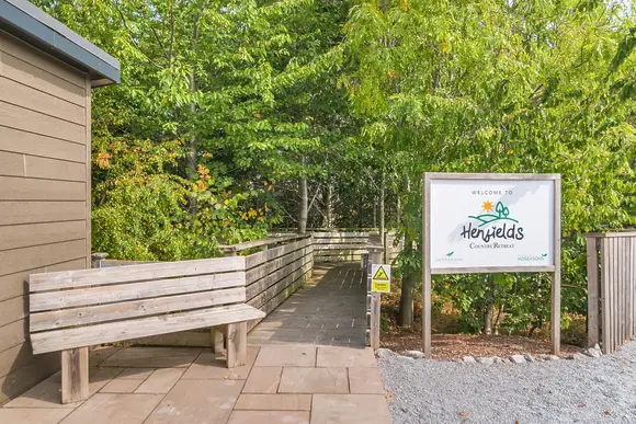 Henfields Country Retreat, Cannington