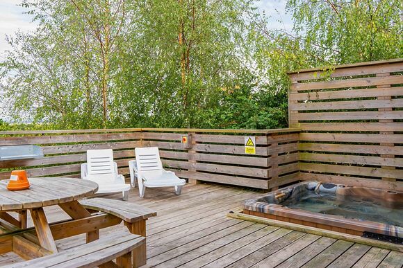 Otters View Lodge - Henfields Country Retreat, Cannington