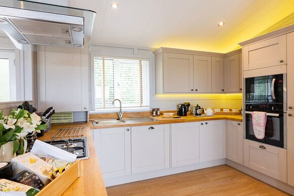 Boxing Hares Lodge - Henfields Country Retreat, Cannington