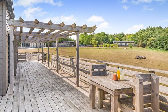 Hedgehog Lodge - Henfields Country Retreat, Cannington