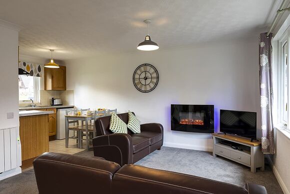 Bronze 2 Bungalow - Hengar Manor Country Park, St Tudy, Bodmin