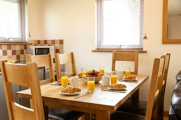 Gold 4 Villa Sleeps 8 - Hengar Manor Country Park, St Tudy, Bodmin
