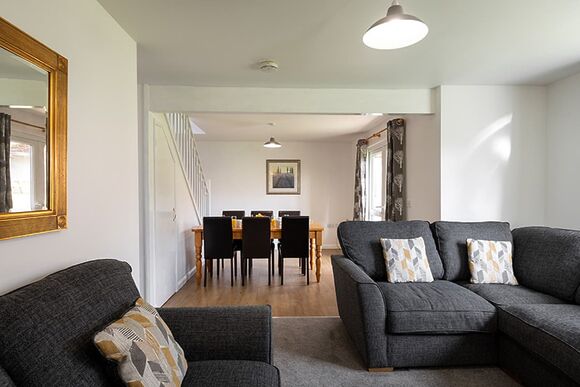 3 Bedroom Villa 6 - Hengar Manor Country Park, St Tudy, Bodmin