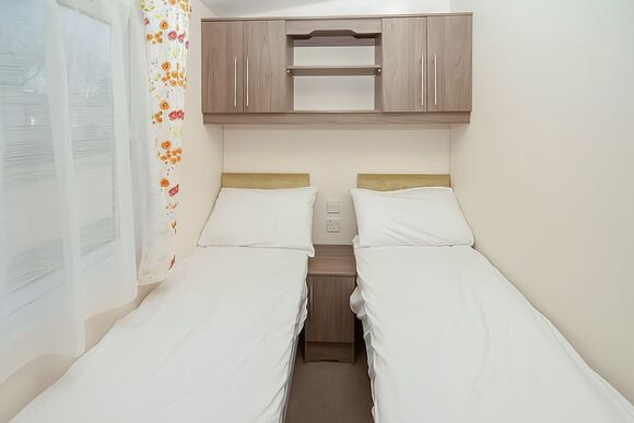 Silver  2 Caravan (Pet Friendly) - Hengar Manor Country Park, St Tudy, Bodmin