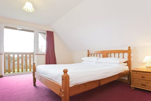 Bronze 4 Villa sleeps 8 - Hengar Manor Country Park, St Tudy, Bodmin