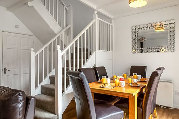 3 Bedroom Pet Friendly Cottage - Hengar Manor Country Park, St Tudy, Bodmin