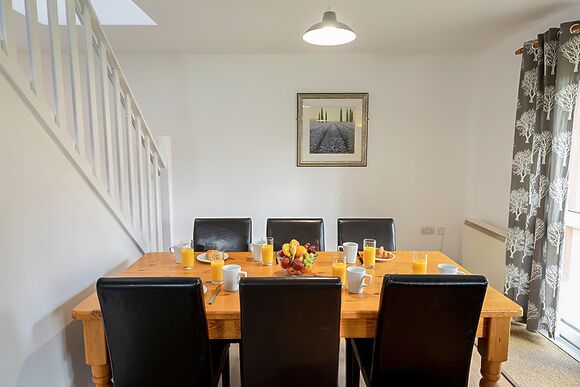 4 Bedroom Pet Friendly Villa Sleeps 10 - Hengar Manor Country Park, St Tudy, Bodmin