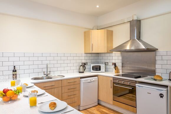 Secret Garden Apartment - Hengar Manor Country Park, St Tudy, Bodmin