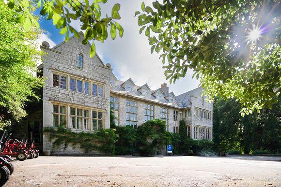 Country View Apartment - Hengar Manor Country Park, St Tudy, Bodmin