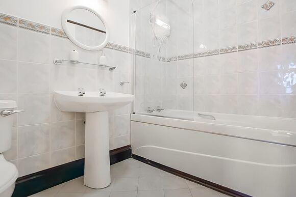 Country View Apartment - Hengar Manor Country Park, St Tudy, Bodmin