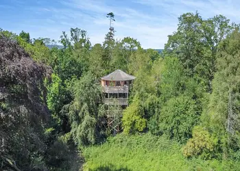 Henlle Hall Woodland Lodges, Henlle, Nr Oswestry