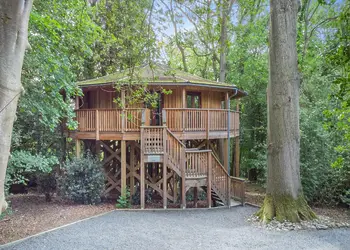 Henlle Hall Woodland Lodges, Henlle, Nr Oswestry