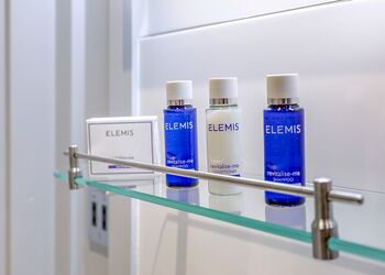 Ruby Meadow - Henlle Hall Woodland Lodges, Henlle, Nr Oswestry