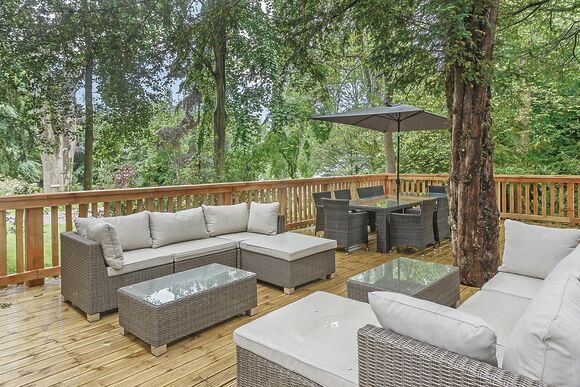 Henlle Hall Woodland Lodges