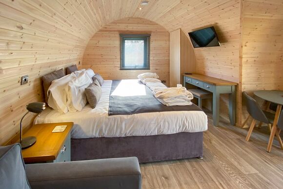 Caban Pet - Henlle Hall Woodland Lodges, Henlle, Nr Oswestry