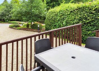 Hornbeam Lodge 3 - Herons Brook Retreat Lodges, Narberth, Nr Tenby