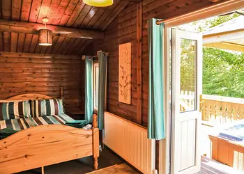 Typical Kestrel Lodge