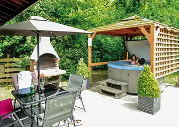 Typical Owl Lodge VIP