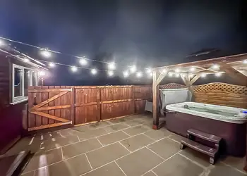 Heronstone Lodges, Brecon Beacons National Park, 