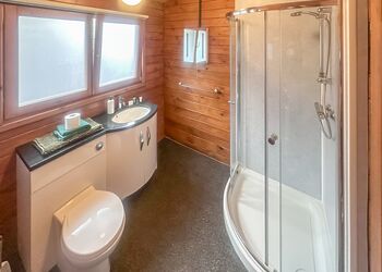 Woodpecker - Heronstone Lodges, Brecon Beacons National Park, 