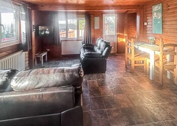 Hawk - Heronstone Lodges, Brecon Beacons National Park, 