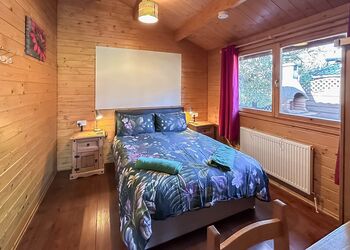 Pheasant Lodge - Heronstone Lodges, Brecon Beacons National Park, 