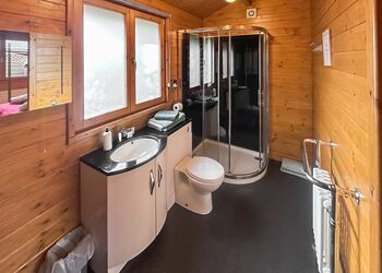 Pheasant Lodge - Heronstone Lodges, Brecon Beacons National Park, 