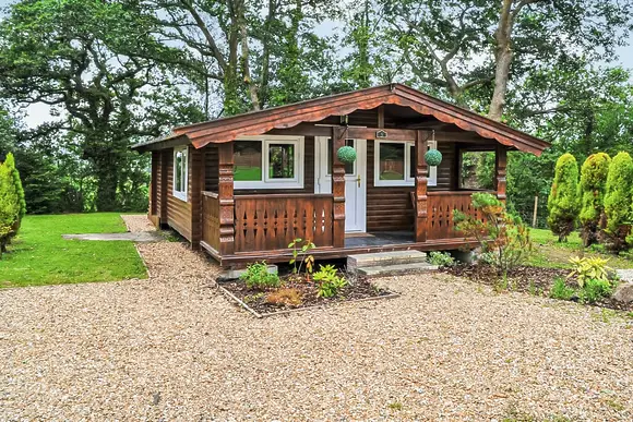 Typical Kestrel Lodge