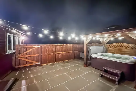 Heronstone Lodges, Brecon Beacons National Park, 