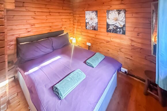 Woodpecker - Heronstone Lodges, Brecon Beacons National Park,