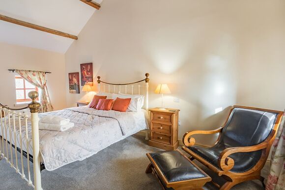 The Dairy - High Farm Holiday Park, Beverley