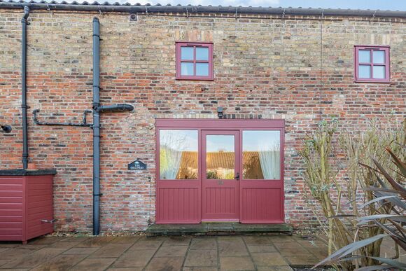 The Grainery - High Farm Holiday Park, Beverley