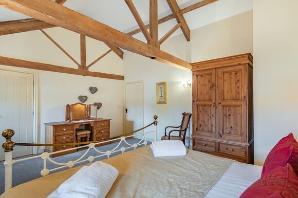The Grainery - High Farm Holiday Park, Beverley