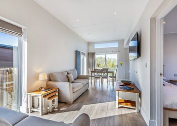 Lakeside View VIP - Waterside Hambleton Lakeside Lodges, Poulton-Le-Fylde