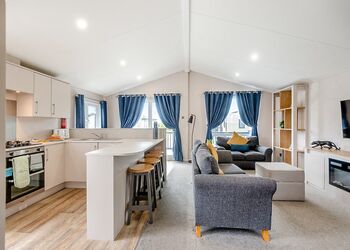 Primose VIP - Home Farm Park Lakeside Retreat, Burgh le Marsh