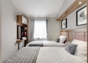 Clover - Home Farm Park Lakeside Retreat, Burgh le Marsh