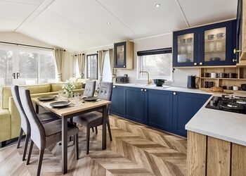 Lily - Home Farm Park Lakeside Retreat, Burgh le Marsh