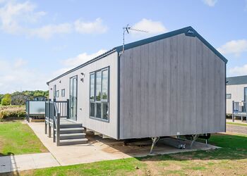 Teasel Lakeside - Home Farm Park Lakeside Retreat, Burgh le Marsh