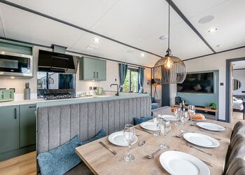 Betony - Home Farm Park Lakeside Retreat, Burgh le Marsh