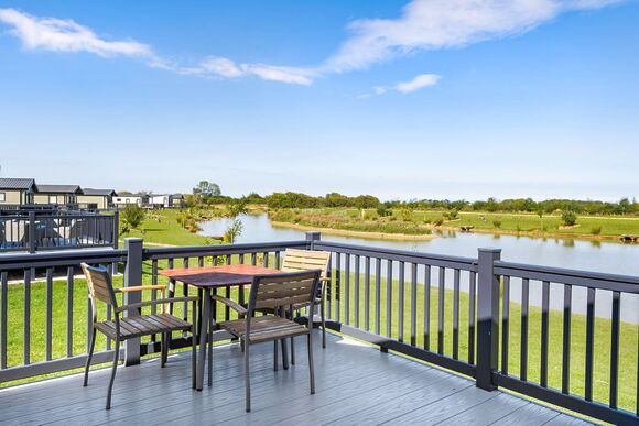 Bluebell VIP - Home Farm Park Lakeside Retreat, Burgh le Marsh