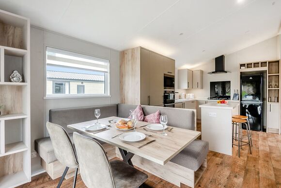 Foxglove VIP - Home Farm Park Lakeside Retreat, Burgh le Marsh