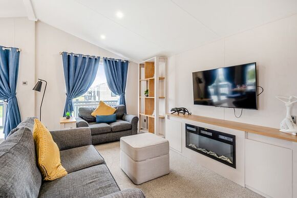 Primose VIP - Home Farm Park Lakeside Retreat, Burgh le Marsh