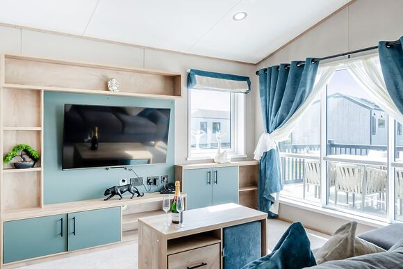 Marigold - Home Farm Park Lakeside Retreat, Burgh le Marsh