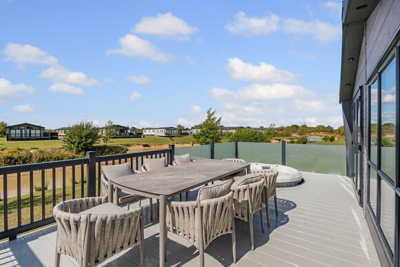 Mallow Lakeside - Home Farm Park Lakeside Retreat, Burgh le Marsh