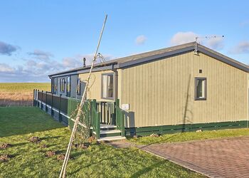 Juniper Deluxe Lodge - Heathergate Boutique Holiday Park, Hexham
