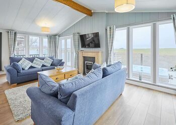 Juniper Deluxe Lodge - Heathergate Boutique Holiday Park, Hexham
